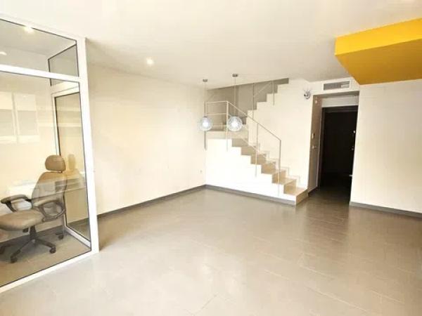 Dúplex en Barrio Parque Acuático - Sector 25