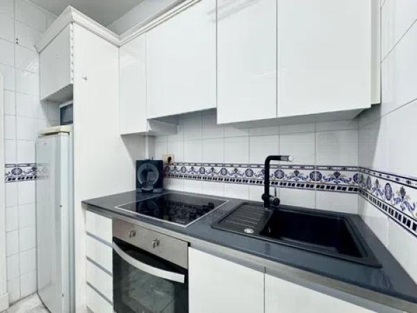 Piso en calle Guillermo Marconi, 5