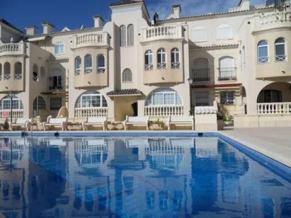 Piso en calle Guillermo Marconi, 5