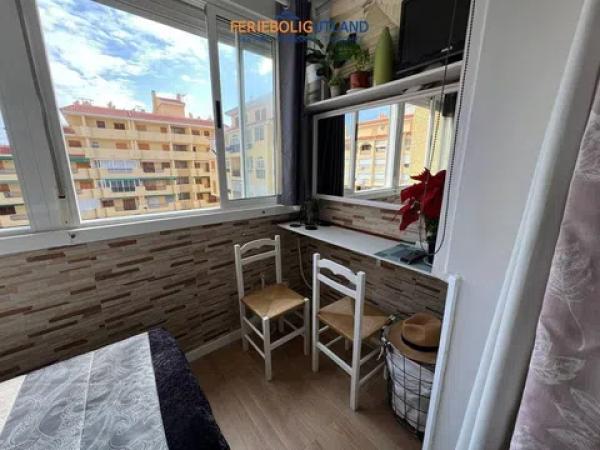 Estudio en avenida de los Holandeses