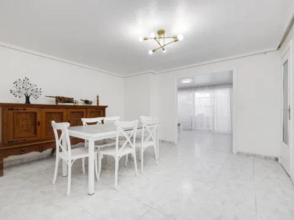 Piso en calle Nuestra Señora del Rosario, 14