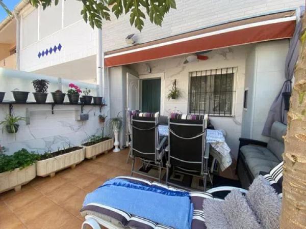 Dúplex en calle Almoradí