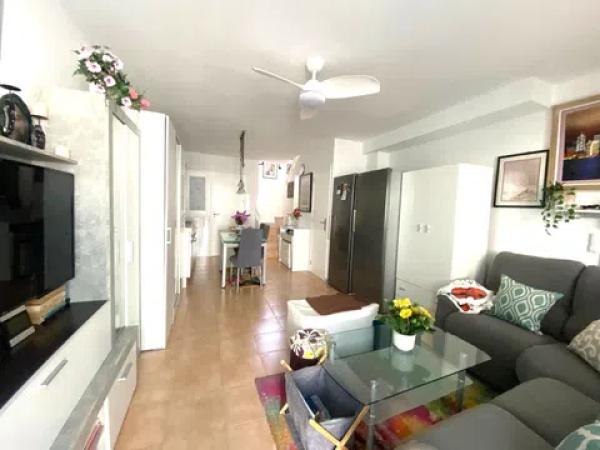 Dúplex en calle Almoradí