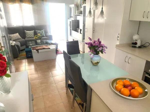 Dúplex en calle Almoradí