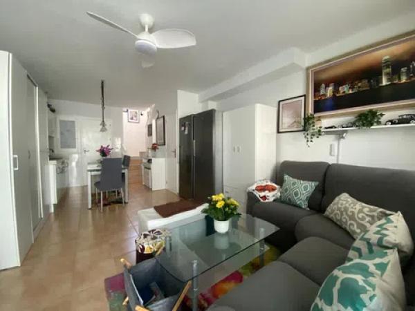 Dúplex en calle Almoradí