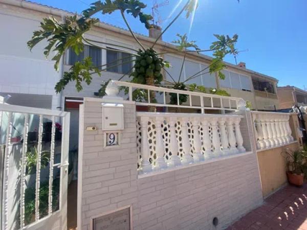 Dúplex en calle Almoradí