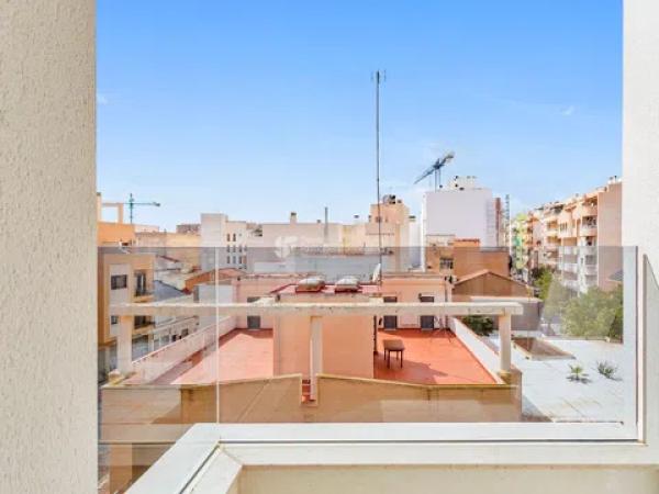 Piso en calle Ramón Gallud, 164