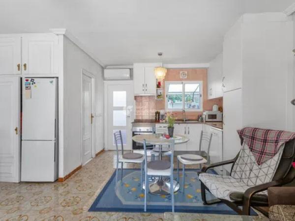 Dúplex en calle Río Navia, 34