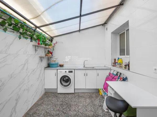 Dúplex en calle Río Navia, 34