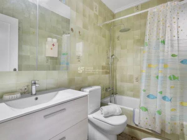 Dúplex en calle Río Navia, 34