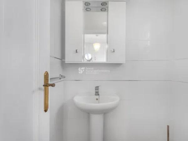 Dúplex en calle Río Navia, 34