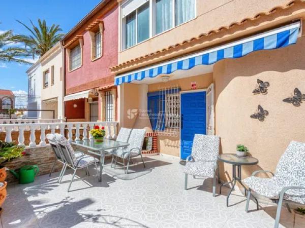 Dúplex en calle Río Navia, 34