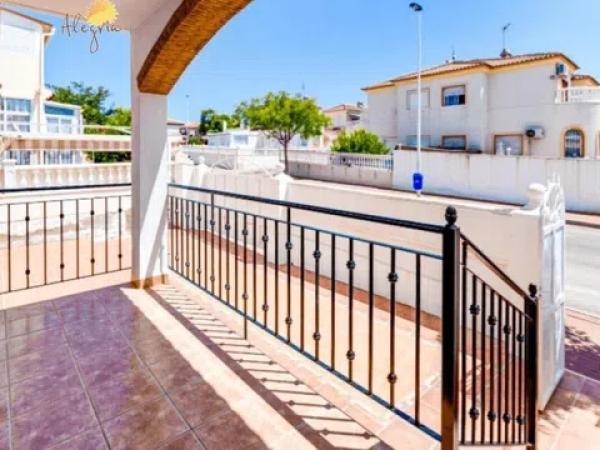 Dúplex en Barrio Parque Acuático - Sector 25