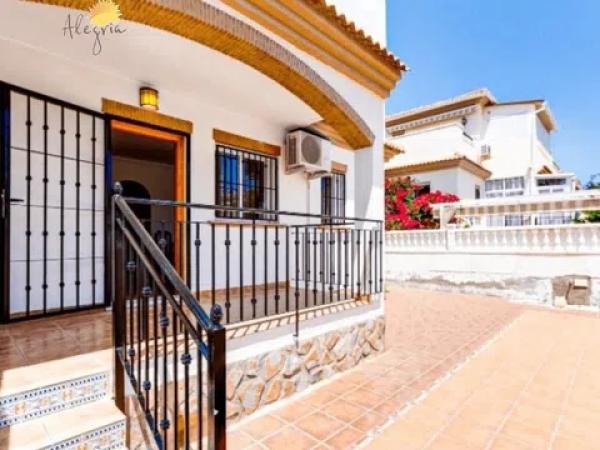 Dúplex en Barrio Parque Acuático - Sector 25