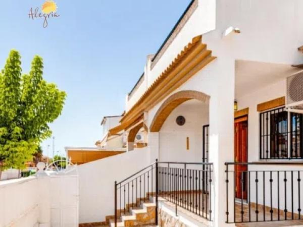 Dúplex en Barrio Parque Acuático - Sector 25