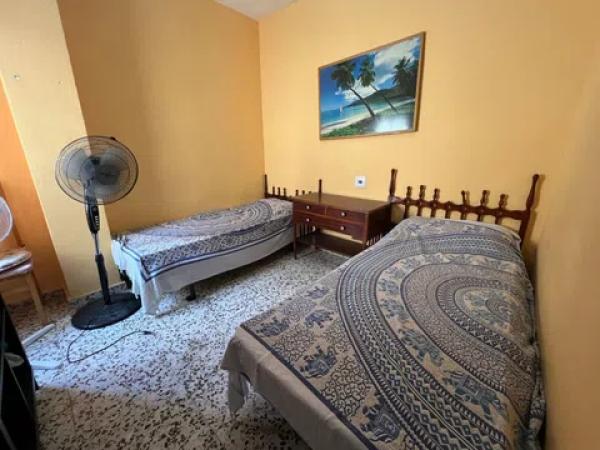 Piso en calle Valencia, 12