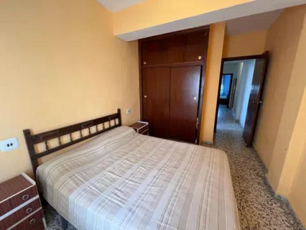 Piso en calle Valencia, 12