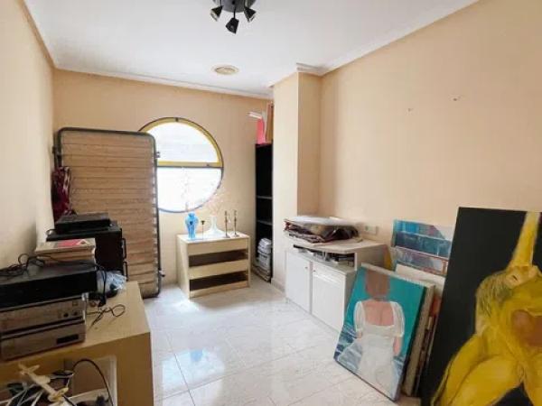 Piso en paseo de la Libertad, 19