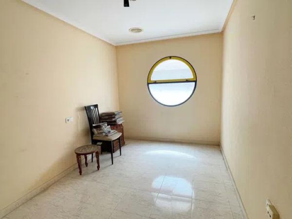 Piso en paseo de la Libertad, 19