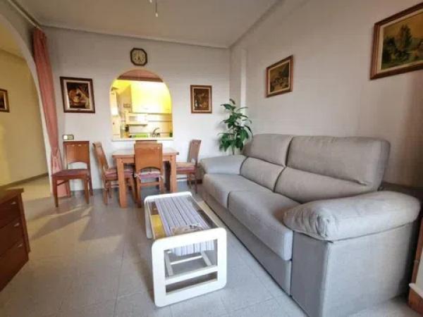 Piso en calle Valencia, 18