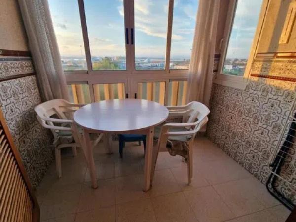 Piso en calle Valencia, 18