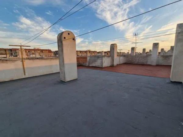 Piso en calle Valencia, 18