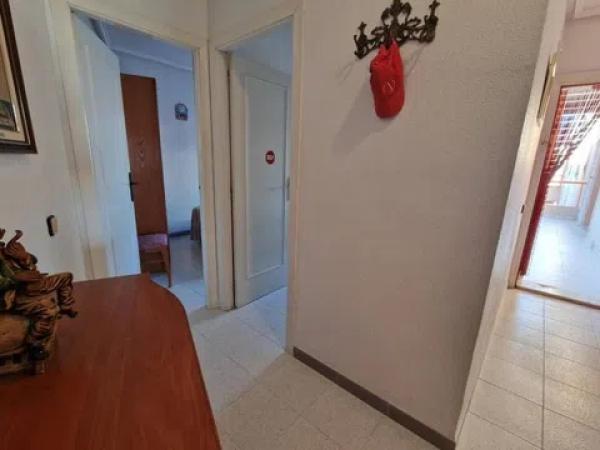 Piso en calle Valencia, 18