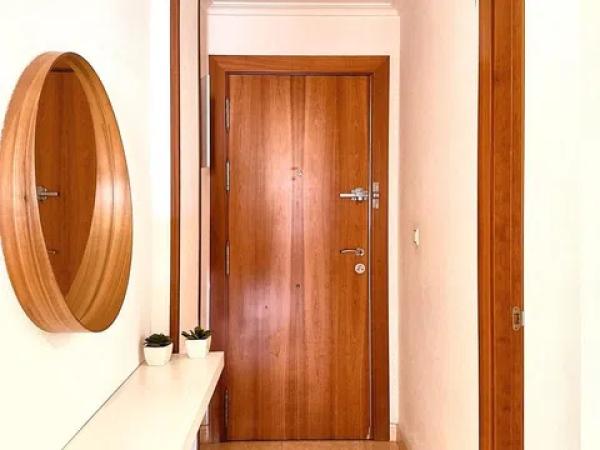 Piso en travesía a Hermanos Bazan