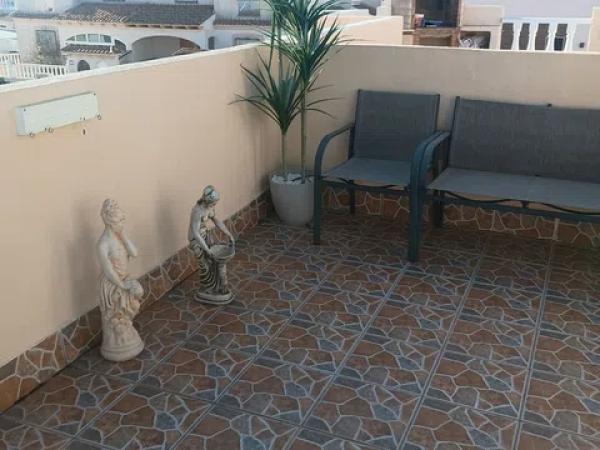 Chalet pareado en calle lebeche, 14