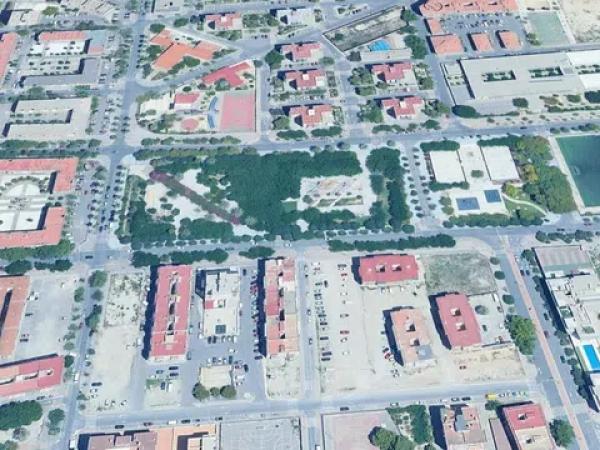 Terreno en calle Diputado José Luis Barceló