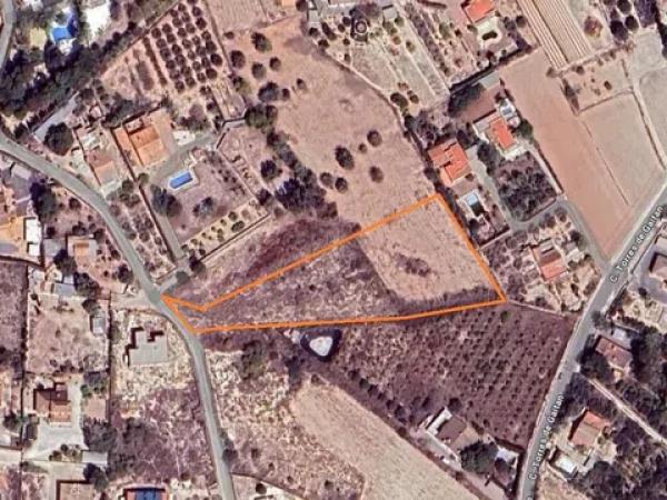 Terreno en Partida Valverde Bajo, 89