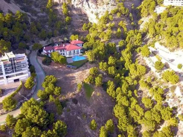 Terreno en calle Suiza