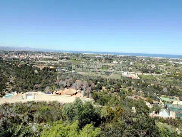 Terreno en calle Maia, 57