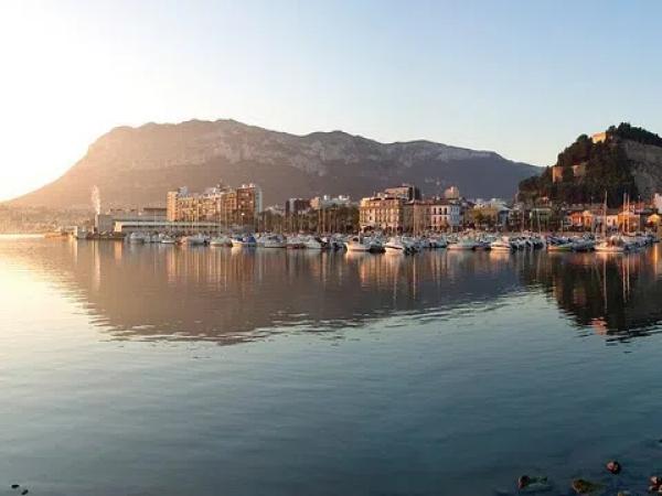 Terreno en calle Maia, 57