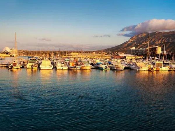 Terreno en calle Maia, 57