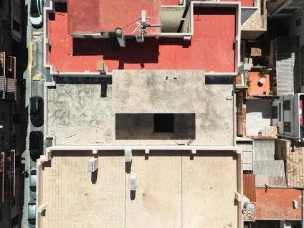 Terreno en calle de Maximilia Thous