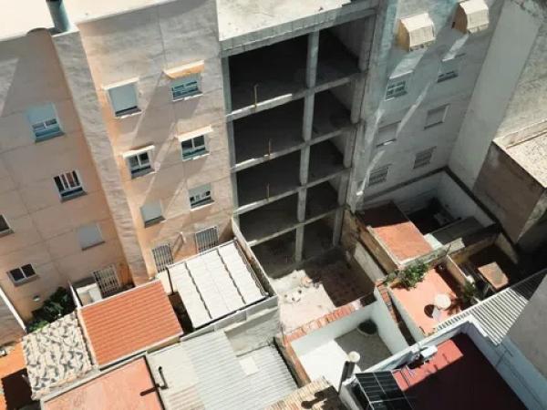 Terreno en calle de Maximilia Thous