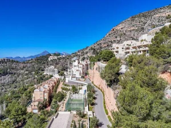 Terreno en calle Berlín, 660