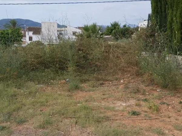 Terreno en calle del Pinaret