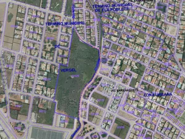 Terreno en calle Benissa