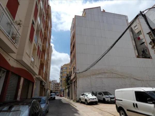 Terreno en calle Germans Ferchen