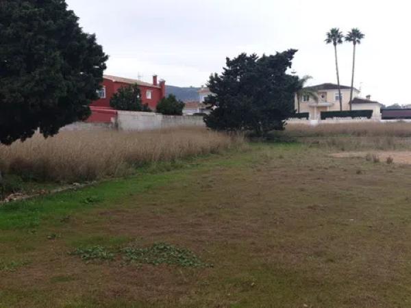 Terreno en calle Alcipe, 24 -30