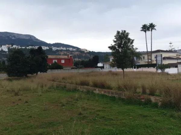 Terreno en calle Alcipe, 24 -30