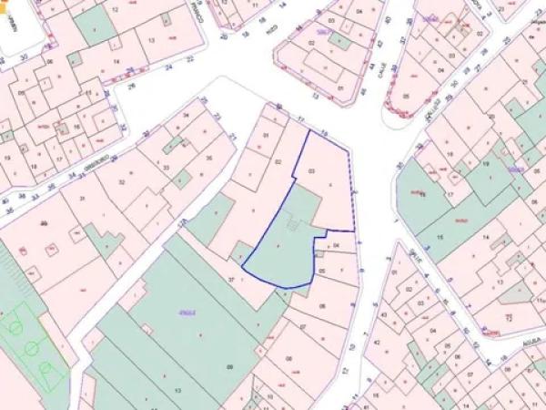 Terreno en calle Gregorio Rizo