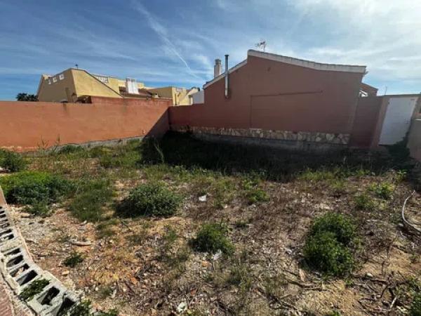 Terreno en calle Italia, 28