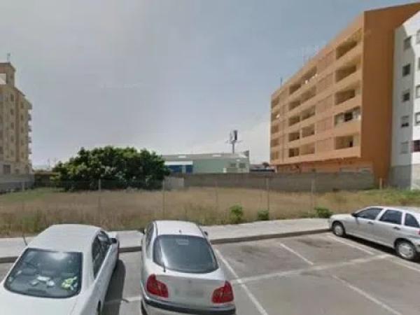 Terreno en calle Isaac Peral, 11