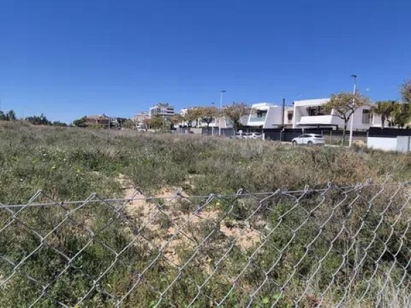 Terreno en Barrio Travalón