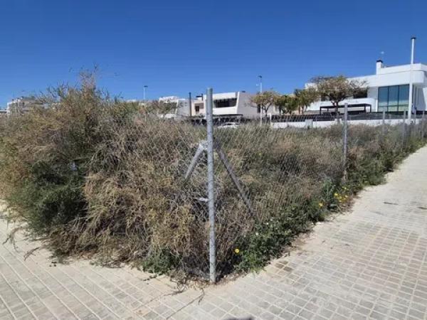 Terreno en Barrio Travalón