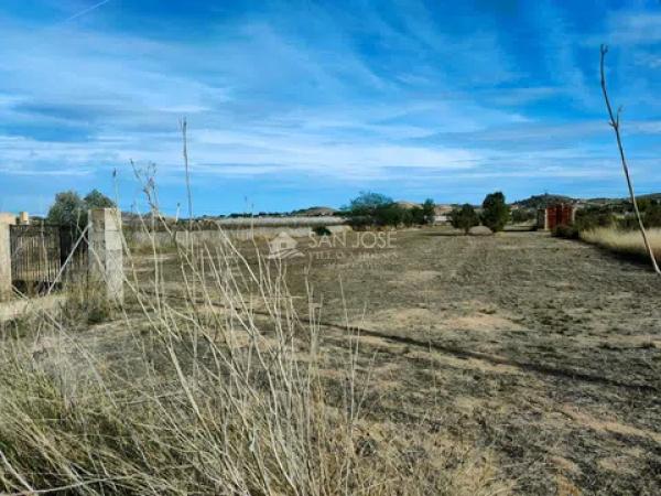 Terreno en Pedanías Oeste