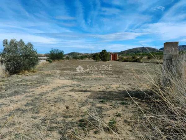 Terreno en Pedanías Oeste